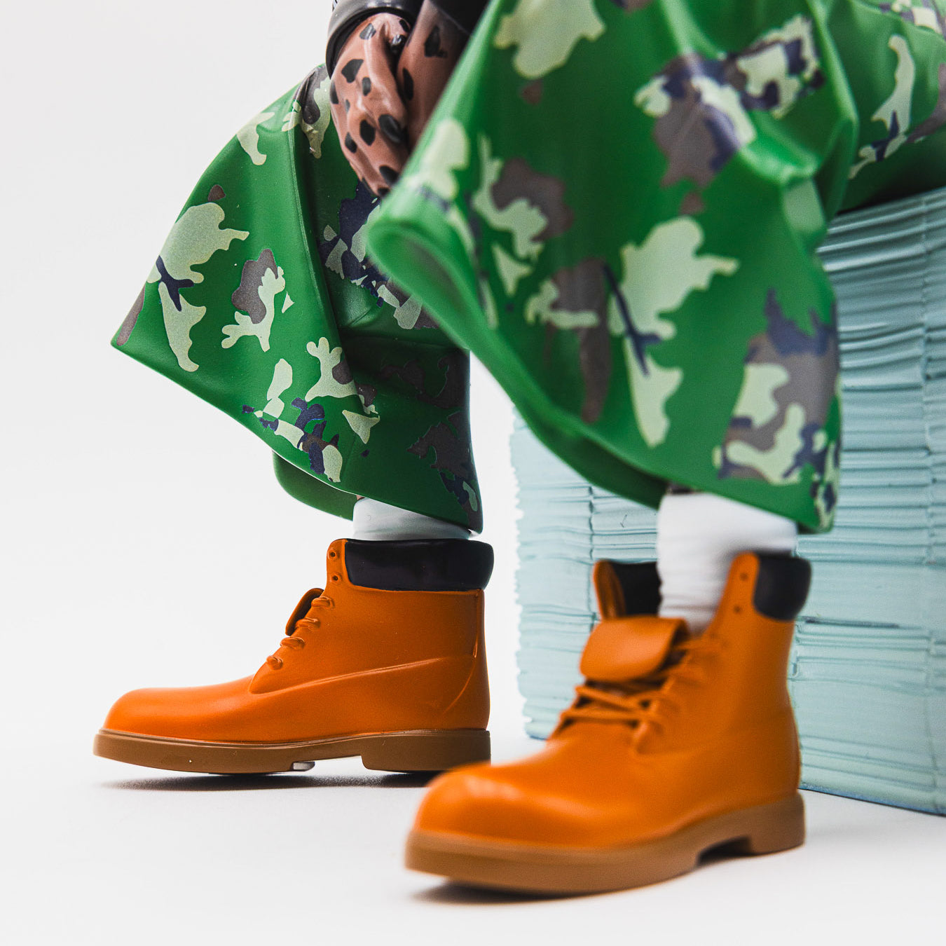 Stackin' G's Figures