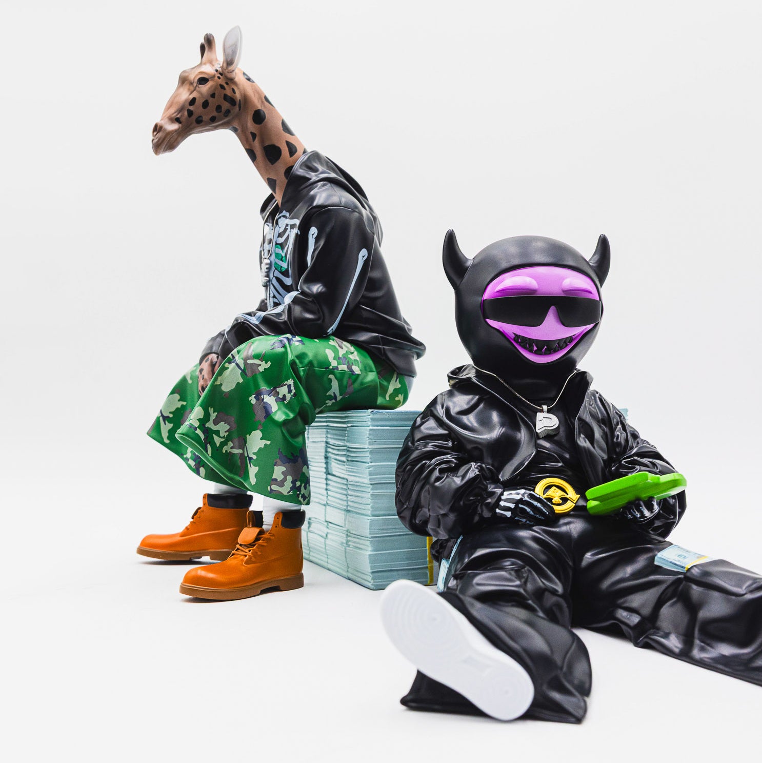 Stackin' G's Figures